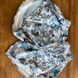 Lululemon hotty hot shorts. Size 0. Limited edition. Cant get anymore.